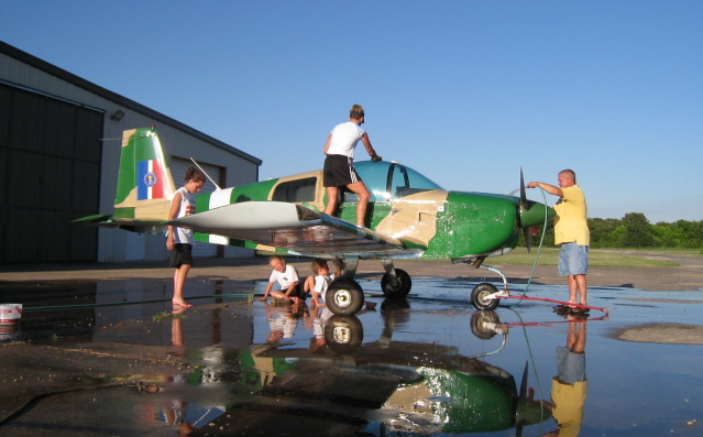 O'Dell Family Washing Grumman AA1B